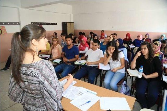 Melikgazi Belediyesi Eğitim Ve Öğretim Kursları Başlıyor