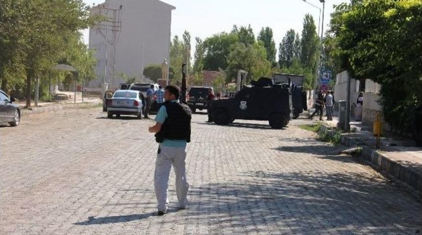 Iğdır&rsquo;da Polis Memurunun Şehit Edilmesi