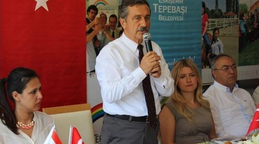 Bu Seneki Sempozyum Şehitler Ve G&uuml;lay Kanatlı Anısına