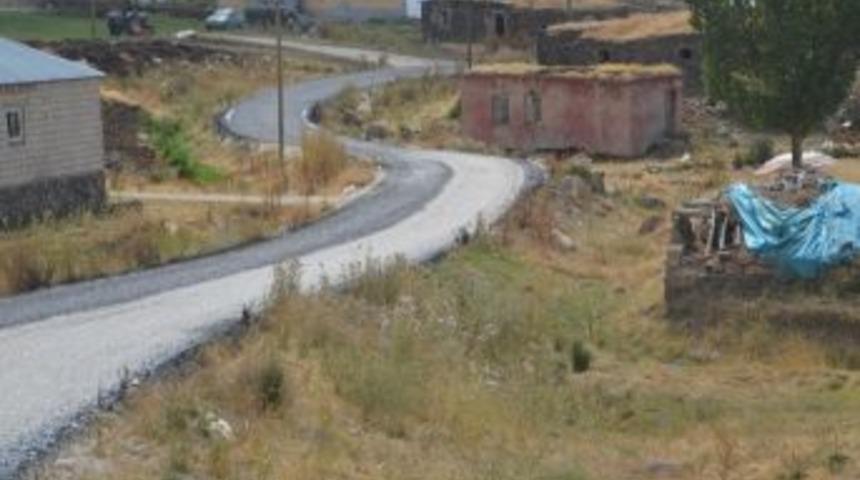 Erciş&rsquo;te Asfalt &Ccedil;alışması