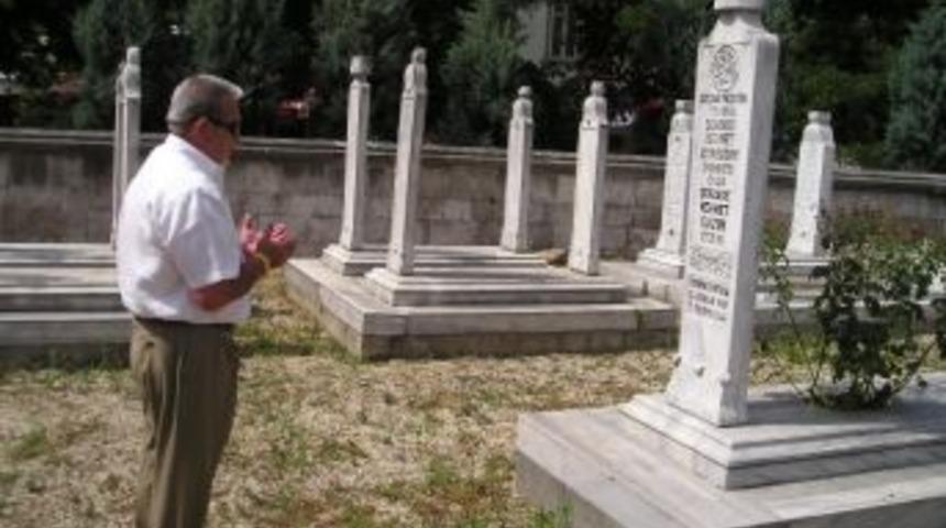 Şehzadenin Annesi Hayatını Kaybetti