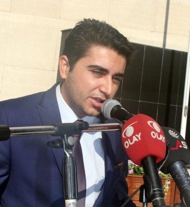 Bursa’daki Yeni Adli Yıl Açılış Törenine Stajyer Avukat Temsilcisinin Sitemi Damga Vurdu