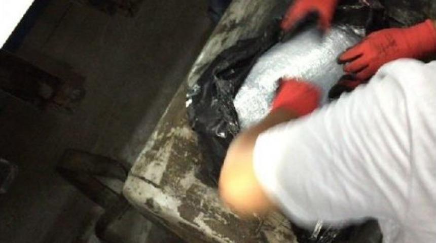 Tır'da 40 Kilo Esrar Ele Ge&ccedil;irildi