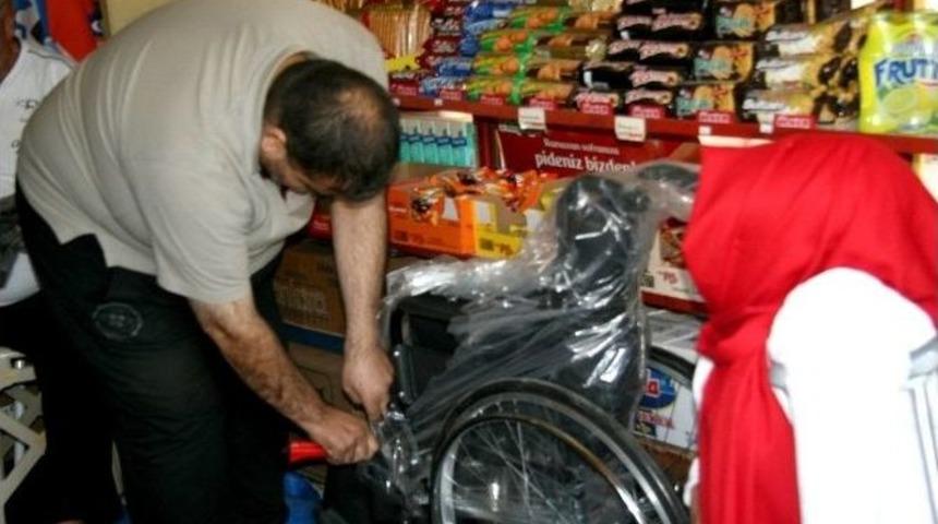 Hayırsever İş Adamından 75 Adet Tekerlekli Sandalye