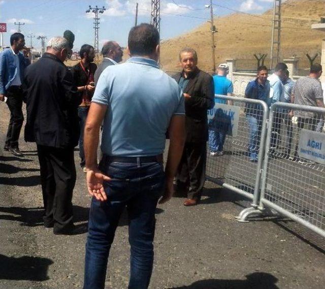 Ağrı da Hdp Ve Dbp li 13 Kişi G&ouml;zaltında 1