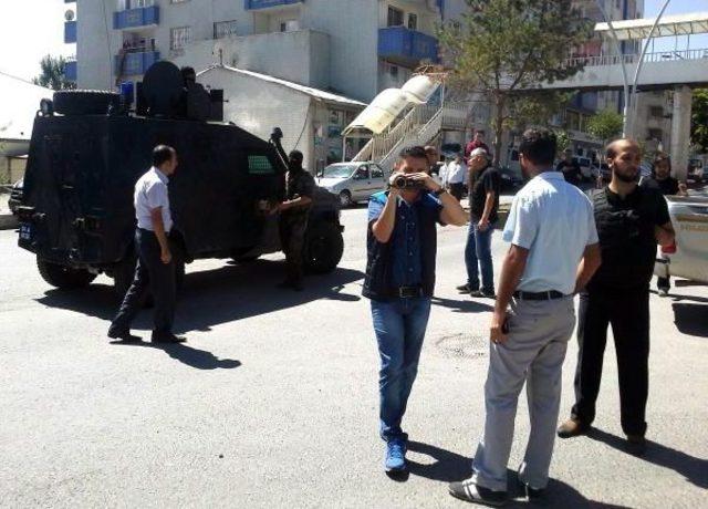 Ağrı da Hdp Ve Dbp li 13 Kişi G&ouml;zaltında 2