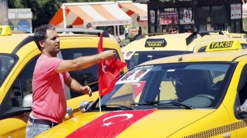 Şanlıurfa'da Taksicilerden Ter&ouml;re Tepki Konvoyu