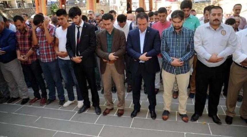 Ak Partili Başkan I&ccedil;in Sivas Ve Tokat&rsquo;Ta Gıyabi Cenaze Namazı Kılındı