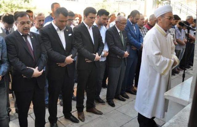 Ak Partili Başkan I&ccedil;in Sivas Ve Tokat&rsquo;Ta Gıyabi Cenaze Namazı Kılındı 3