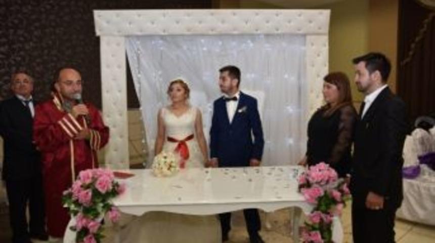 Başkan &Uuml;z&uuml;lmez, Cemiyetlere Katıldı