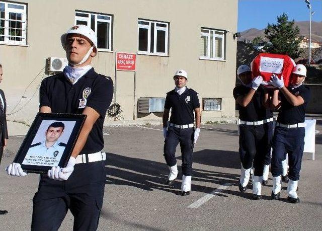 Şehit Polisin Cenazesi Memleketine Uğurlandı