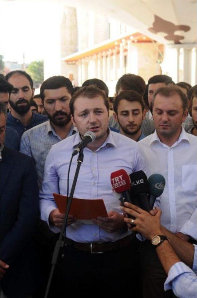 Fotoğraflar // İstanbul da Yunus Koca I&ccedil;in Fatih Camii nde Gıyabi Cenaze Namazı 3