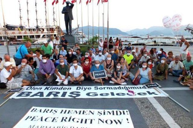 Marmaris te  barışa Bir Ses De Sen Ver  Eylemi 2