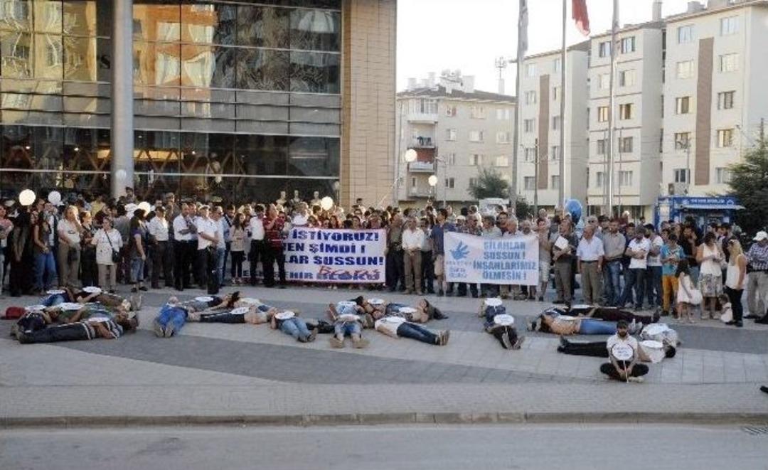 Eskişehir&rsquo;de D&uuml;nya Barış G&uuml;n&uuml; Y&uuml;r&uuml;y&uuml;ş&uuml;