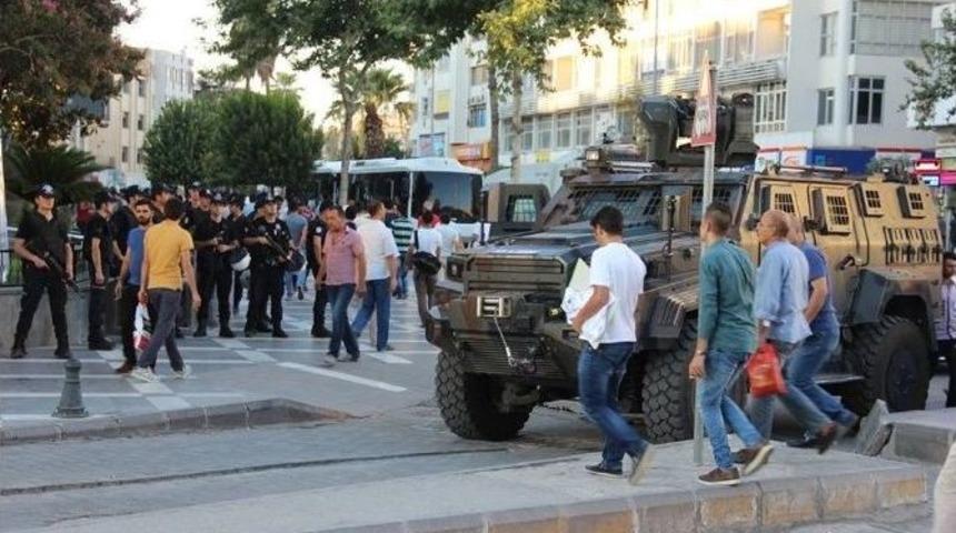"barış G&uuml;n&uuml;"nde Oturma Eylemi