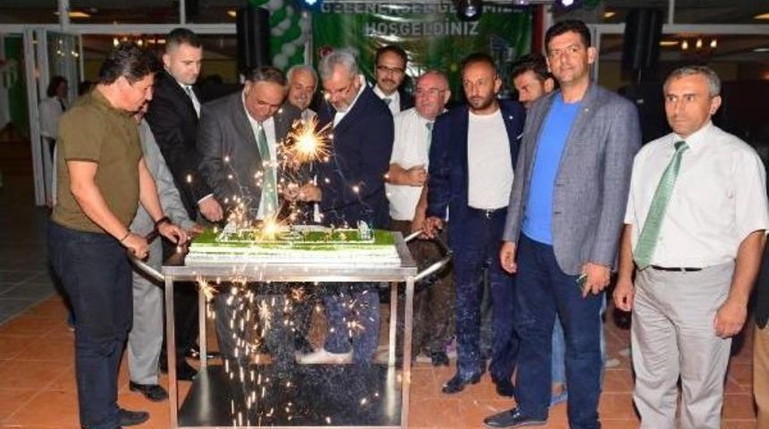 Bursasporlu Taraftarlardan Kuruluş Coşkusu