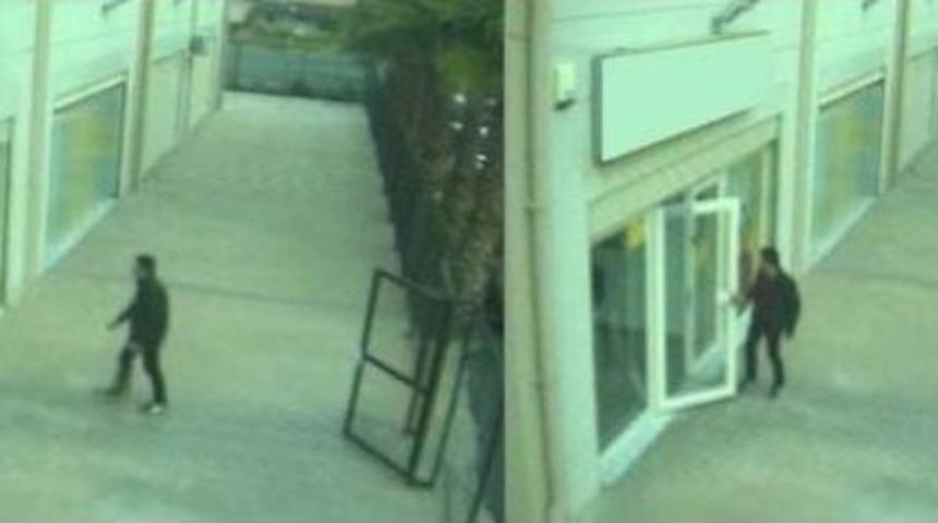 Bin Kişinin Kartını Kopyalayıp Alışveriş Yapmışlar