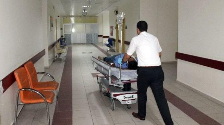 Kahta&rsquo;da Trafik Kazası: 2 Yaralı