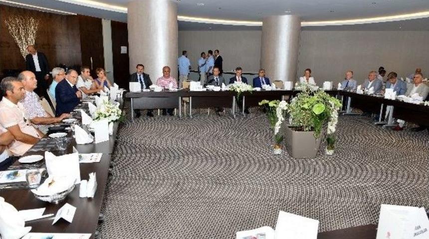 Antalya Fuarları Roadshow Tanıtım Toplantısı Yapıldı
