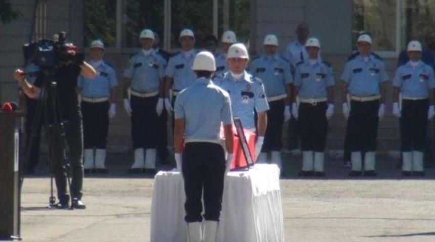 Batman'da Şehit Komisere Uğurlama T&ouml;reni