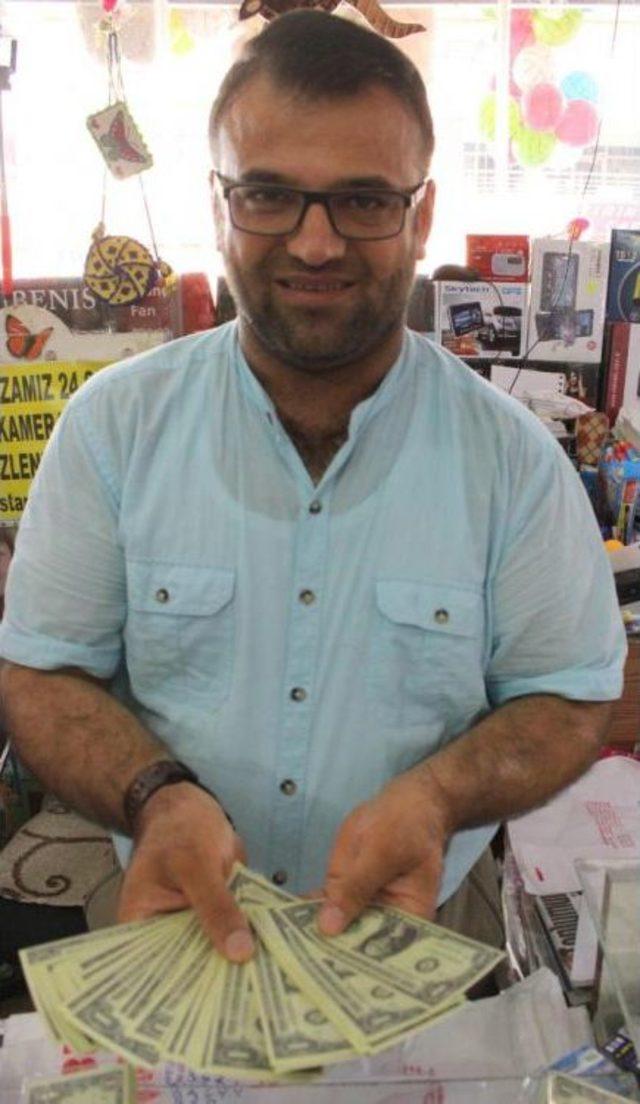 Düğün Sahte Dolarları Yok Satıyor 1