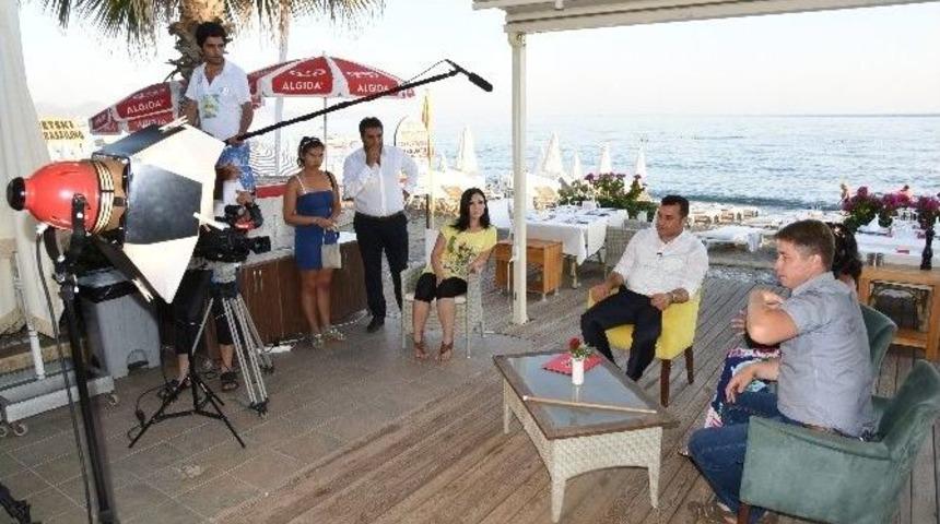 Alanya Belediye Başkanı Y&uuml;cel, Rus Kanallarına R&ouml;portaj Verdi