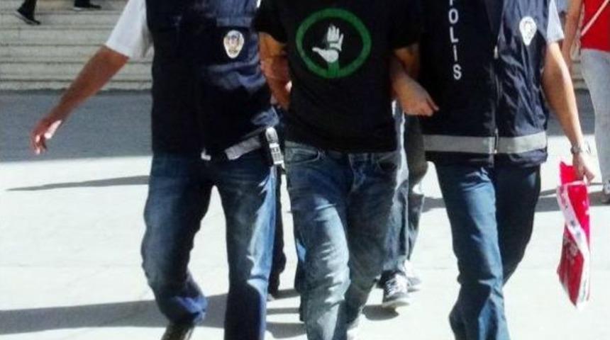 El Muhaberat Adını Kullanıp Dolandırıcılık Yapan 3 Suriyeli Adliyede