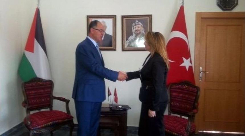 Sankon Başkanı Atasoy; Filistin Devleti Ankara B&uuml;y&uuml;kel&ccedil;isini Ziyaret Etti