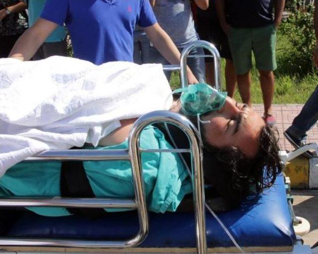 Ambulans Helikopterdeki Eşini Gözyaşlarıyla Uğurladı