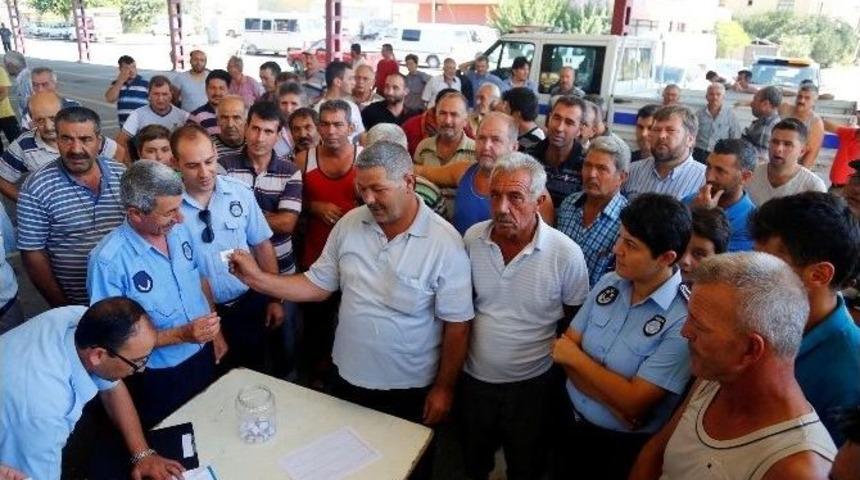 Erdemli Kapalı Pazar Yeri Ve Otopark Bayramdan Sonra A&ccedil;ılıyor