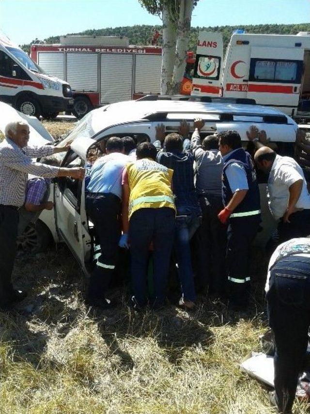 Turhal’da Kaza: 1 Yaralı