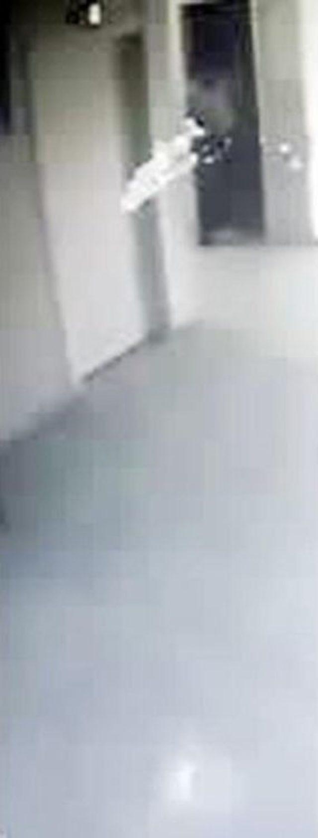 Şanlıurfa da Ak Parti ye Yapılan Saldırı Kamerada 1