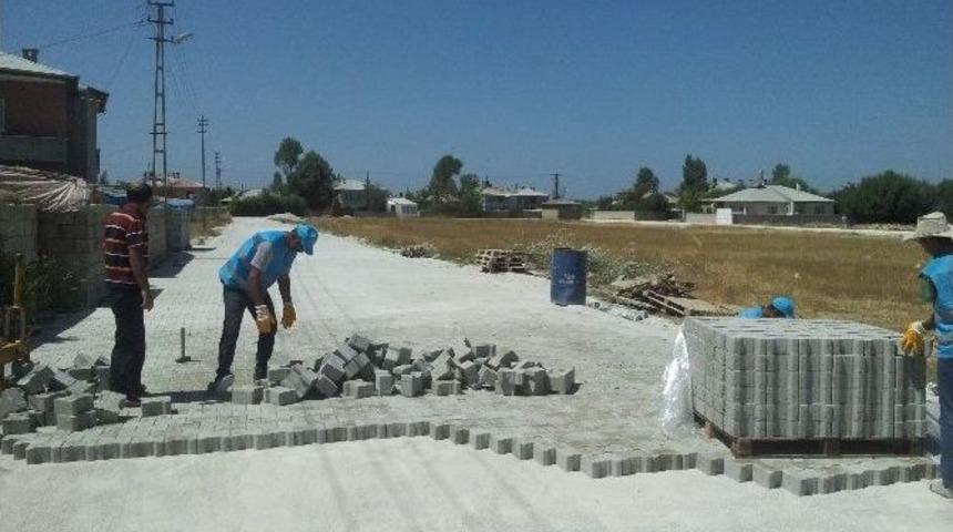 İpekyolu Belediyesi, Sezon Sonu Nedeniyle Yol &Ccedil;alışmalarına Hız Verdi