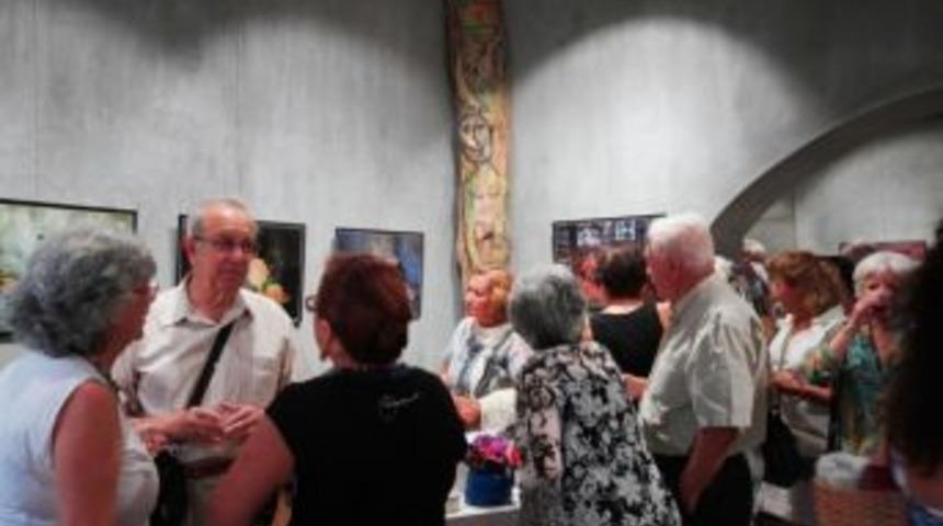 Ayvalık&rsquo;ta Arıkant&uuml;rk&rsquo;&uuml;n "bir D&uuml;ş G&ouml;rd&uuml;m" Fotoğraf Sergisi İlgi G&ouml;rd&uuml;