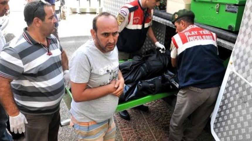 Umut Yolculuğu &Ccedil;ifte Facia; 12 &Ouml;l&uuml;, 2 Kayıp Var, 9 Kişi De Kurtuldu (4)