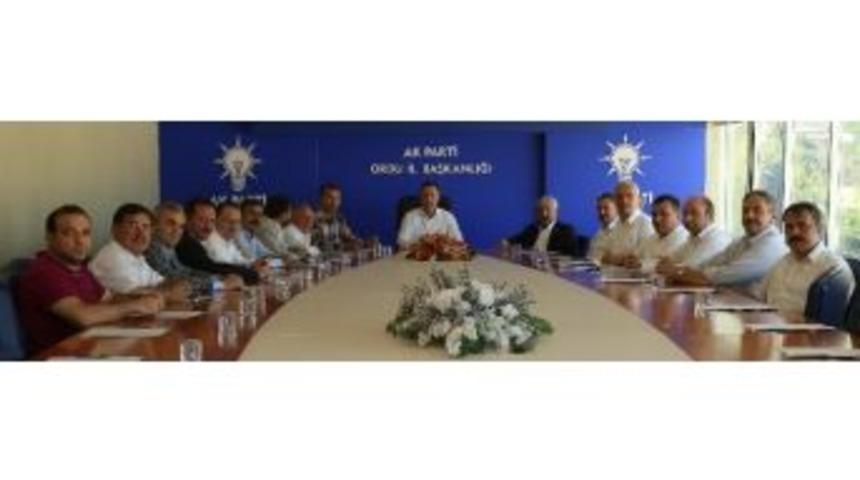 Ak Parti&rsquo;li Belediye Başkanları &lsquo;kasım&rsquo; İ&ccedil;in Toplandı