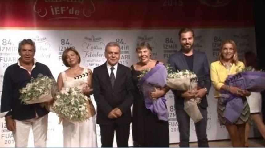 "sinema Burada" Etkinliği &Uuml;nl&uuml; Oyuncuların Katılımıyla Başladı