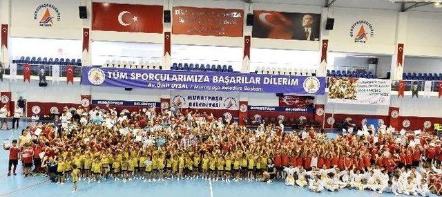 Muratpaşa Yaz Spor Okullarına Muhteşem Kapanış