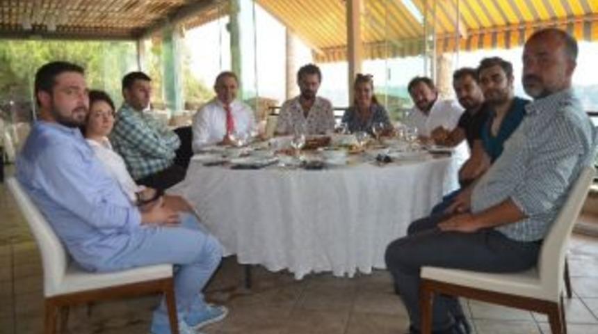 "adana İşi" Ekibine Adana Demirspor&rsquo;dan Yemek