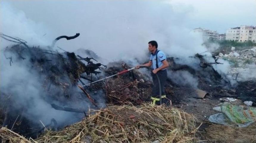 &Ccedil;&ouml;pl&uuml;k Yangılarına Mahalleli Tepki G&ouml;steriyor