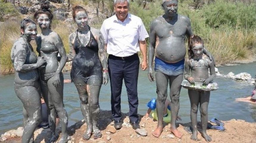 Dalaman&rsquo;da &Ccedil;amur Banyo Havuzlarında &Ccedil;alışmalara Başlandı