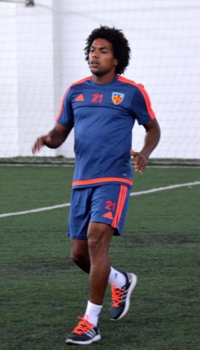 Tolunay Kafkas   ligde Kimin Kimi Yeneceği Belli Değil   2