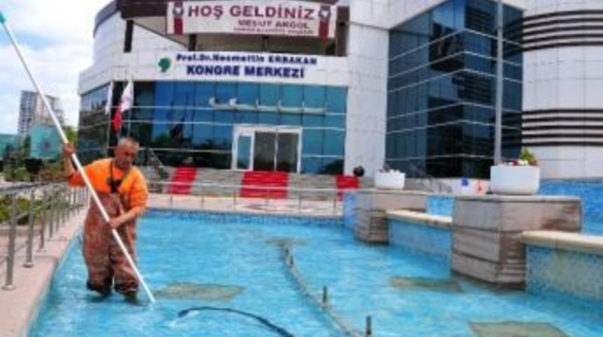 Mamak&rsquo;ta Havuzlar Temizleniyor