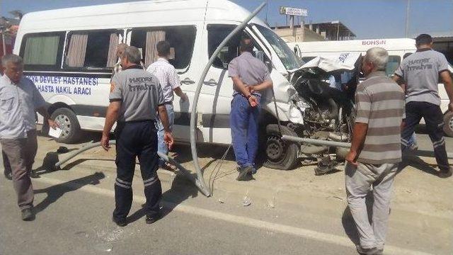 Hatay’da Trafik Kazası: 4 Yaralı