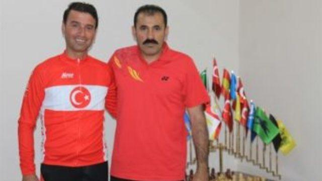 Bisikletçiler Karaman’ı Dünya Şampiyonasında Temsil Edecek