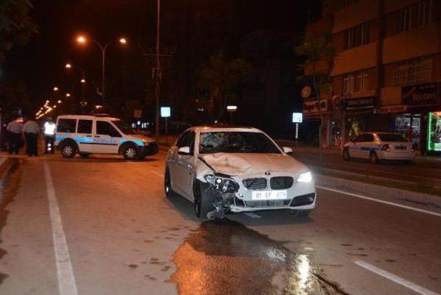 Otomobilin Çarpıp, 700 Metre Sürüklediği Bisikletteki 2 Kişi Öldü