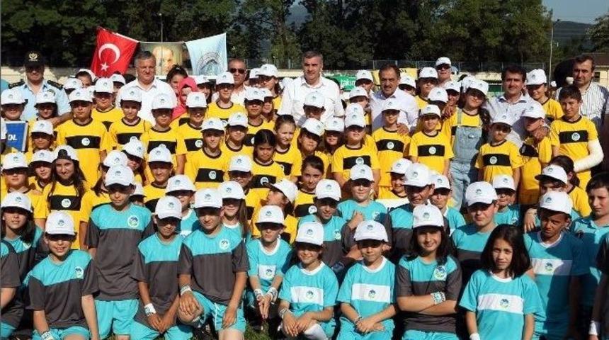 Başkan Zeki To&ccedil;oğlu Son 6 Yıllık Spor Yatırımlarını Değerlendirdi