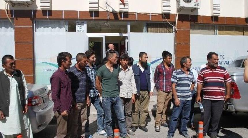 Paralarını Alamayan İş&ccedil;iler Eylem Yaptı