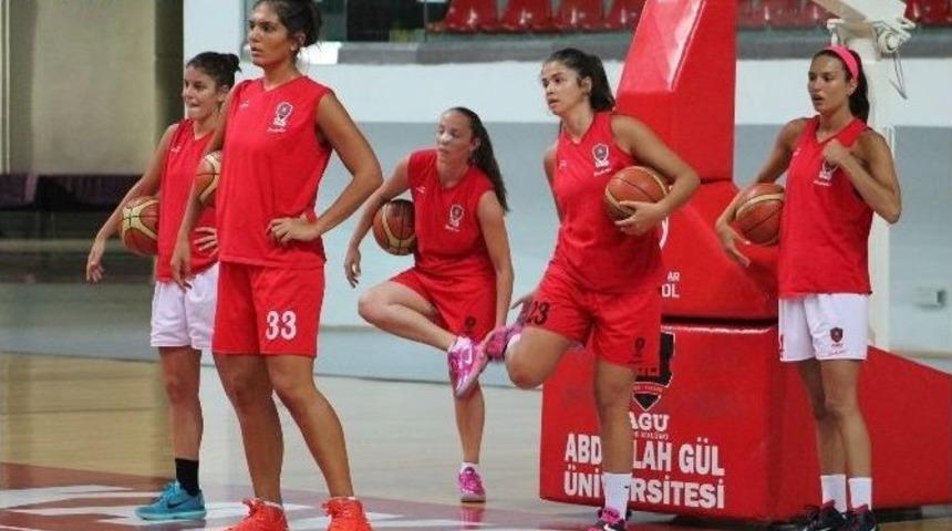 Abdullah G&uuml;l &Uuml;niversitesi Yeni Sezona İddialı Hazırlanıyor