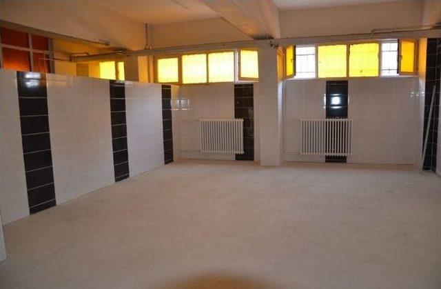 Adnan Menderes Stadı Yenileniyor 1